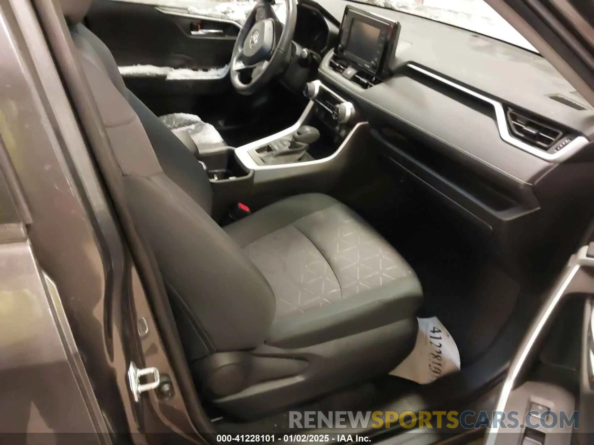 5 Фотография поврежденного автомобиля 2T3P1RFV5NC303833 TOYOTA RAV4 2022