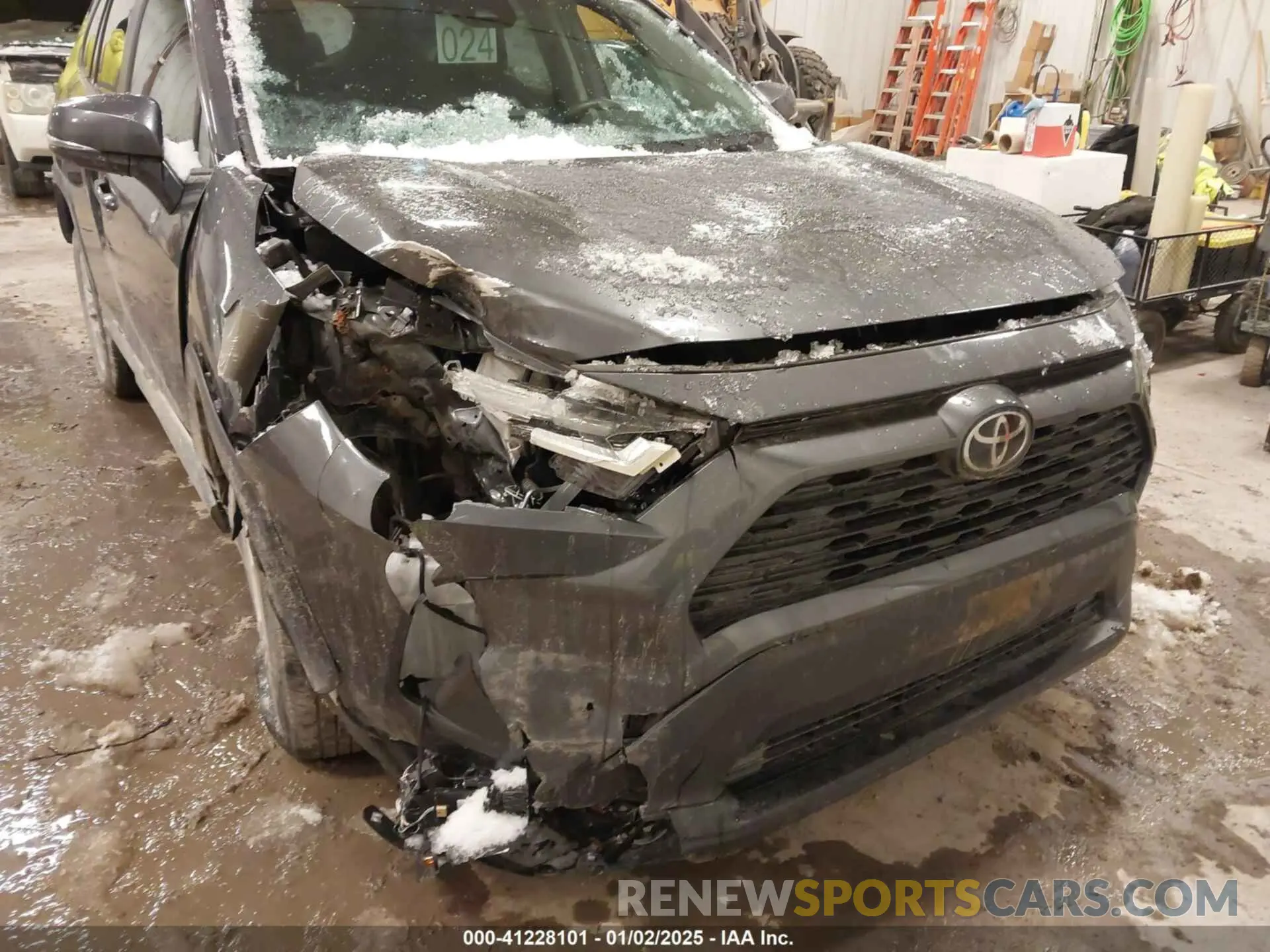 6 Фотография поврежденного автомобиля 2T3P1RFV5NC303833 TOYOTA RAV4 2022
