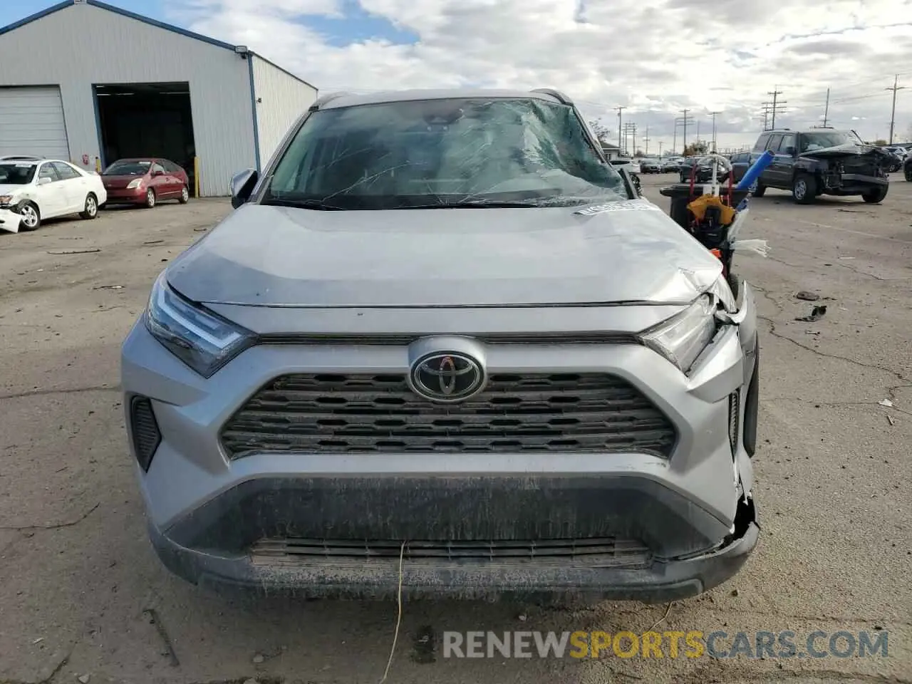 5 Photograph of a damaged car 2T3P1RFV5NW292797 TOYOTA RAV4 2022