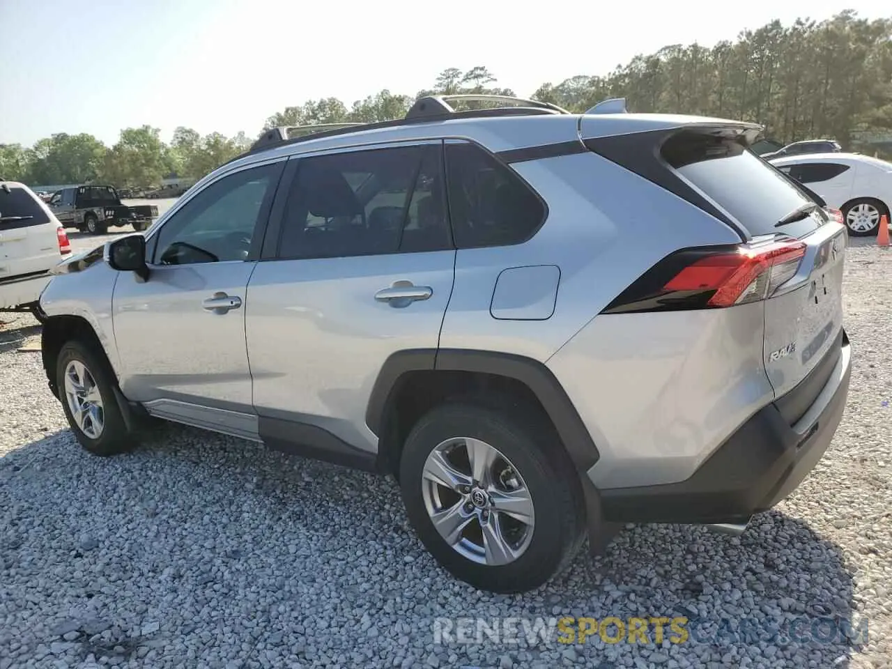 2 Photograph of a damaged car 2T3P1RFV5NW301742 TOYOTA RAV4 2022