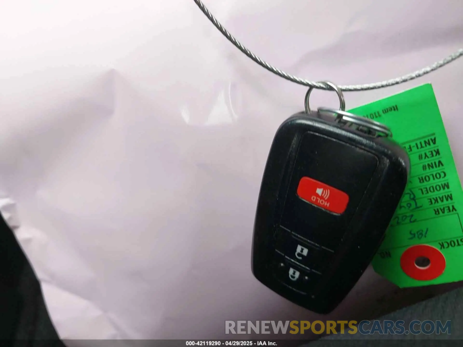 11 Photograph of a damaged car 2T3P1RFV6NC268137 TOYOTA RAV4 2022