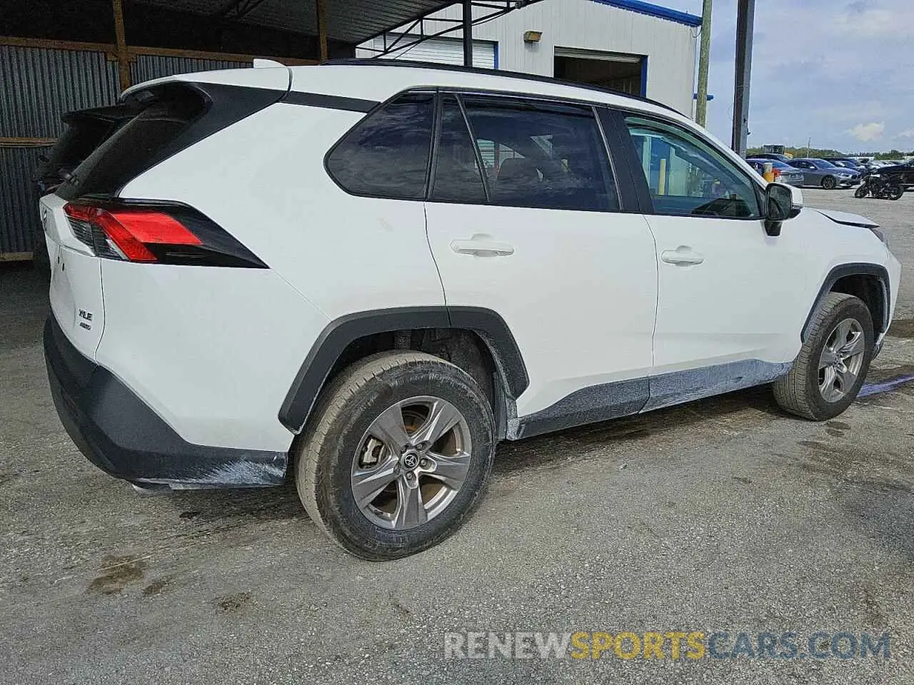 3 Photograph of a damaged car 2T3P1RFV6NW299175 TOYOTA RAV4 2022