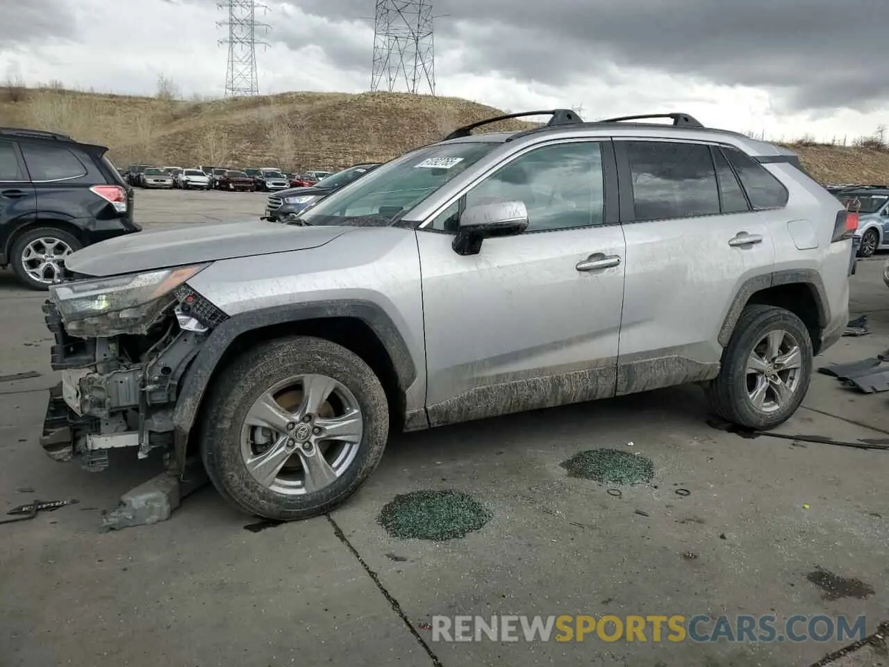 1 Photograph of a damaged car 2T3P1RFV8NC266261 TOYOTA RAV4 2022