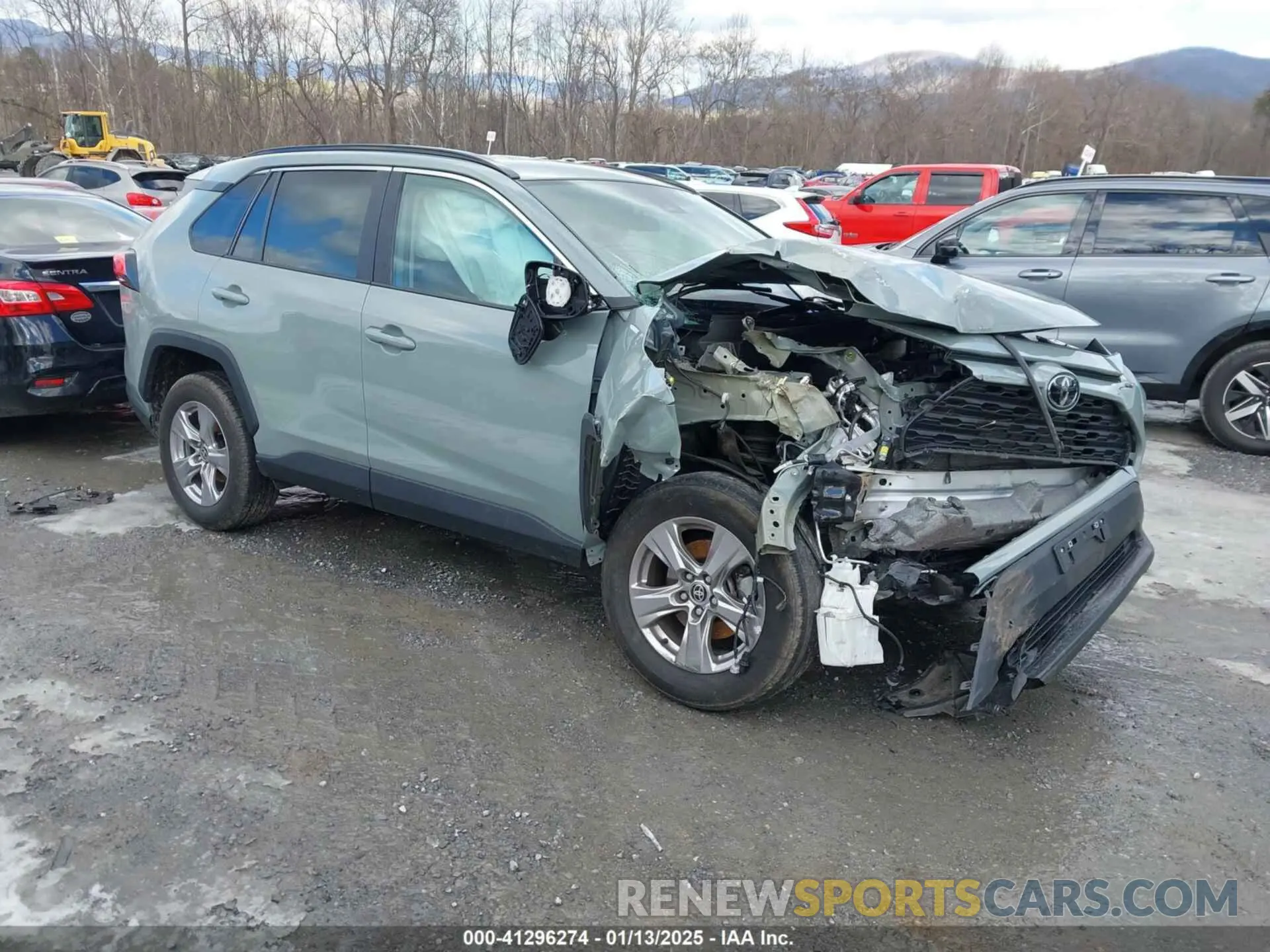 1 Photograph of a damaged car 2T3P1RFV8NW272995 TOYOTA RAV4 2022