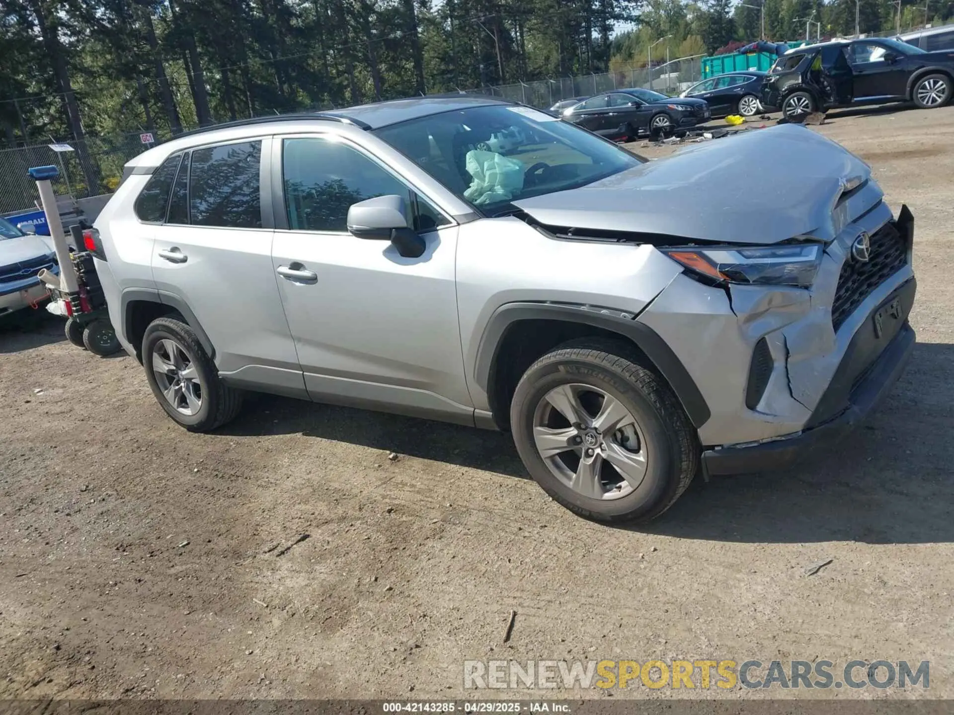 1 Фотография поврежденного автомобиля 2T3P1RFV8NW307664 TOYOTA RAV4 2022