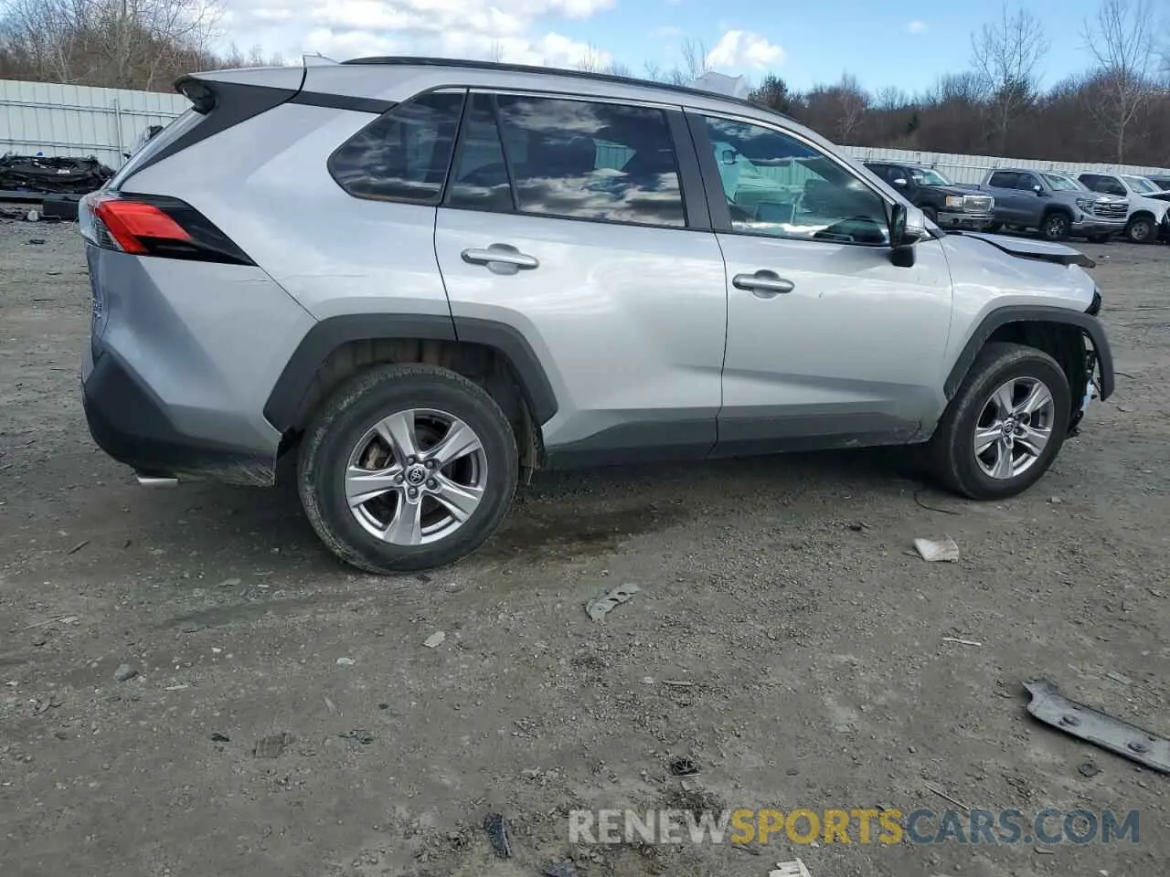 3 Photograph of a damaged car 2T3P1RFV9NW273542 TOYOTA RAV4 2022