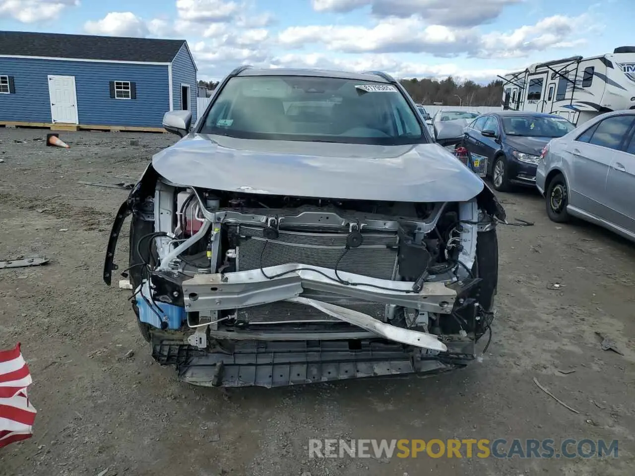 5 Photograph of a damaged car 2T3P1RFV9NW273542 TOYOTA RAV4 2022