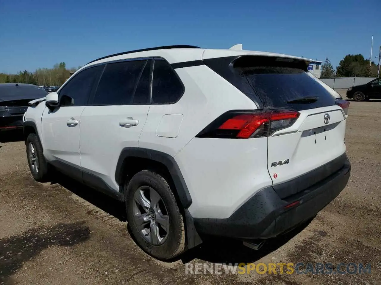 2 Photograph of a damaged car 2T3R1RFV1NC269222 TOYOTA RAV4 2022