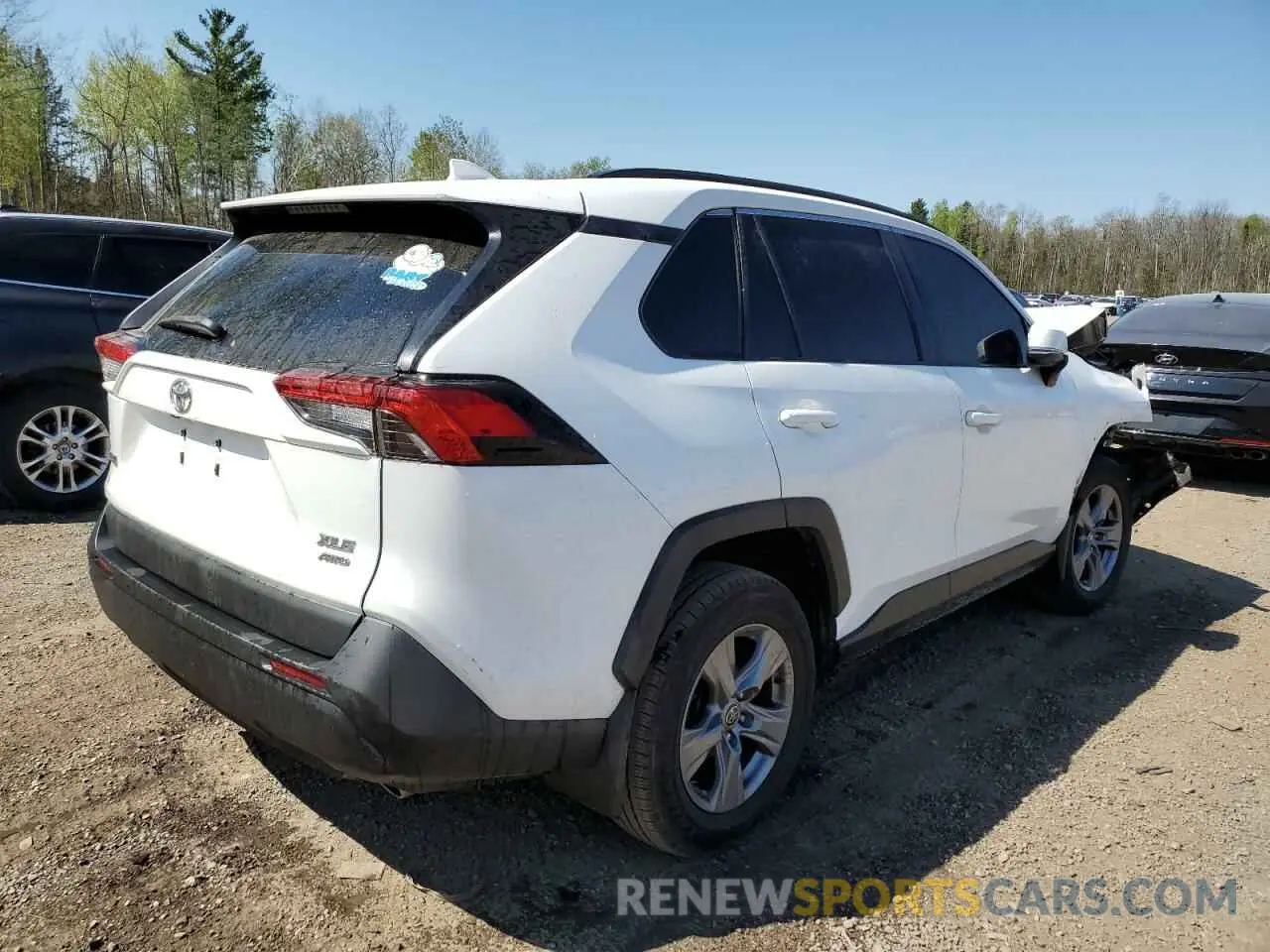 3 Photograph of a damaged car 2T3R1RFV1NC269222 TOYOTA RAV4 2022