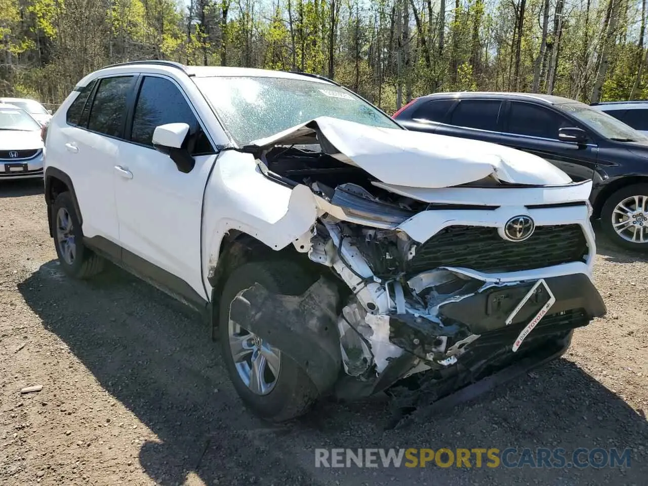 4 Photograph of a damaged car 2T3R1RFV1NC269222 TOYOTA RAV4 2022