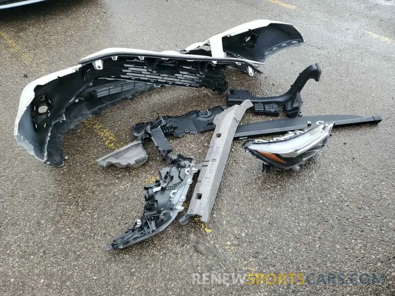 13 Photograph of a damaged car 2T3R1RFV4NW289947 TOYOTA RAV4 2022