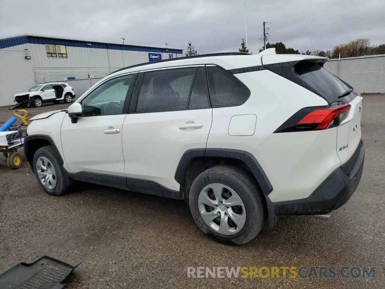 2 Photograph of a damaged car 2T3R1RFV4NW289947 TOYOTA RAV4 2022