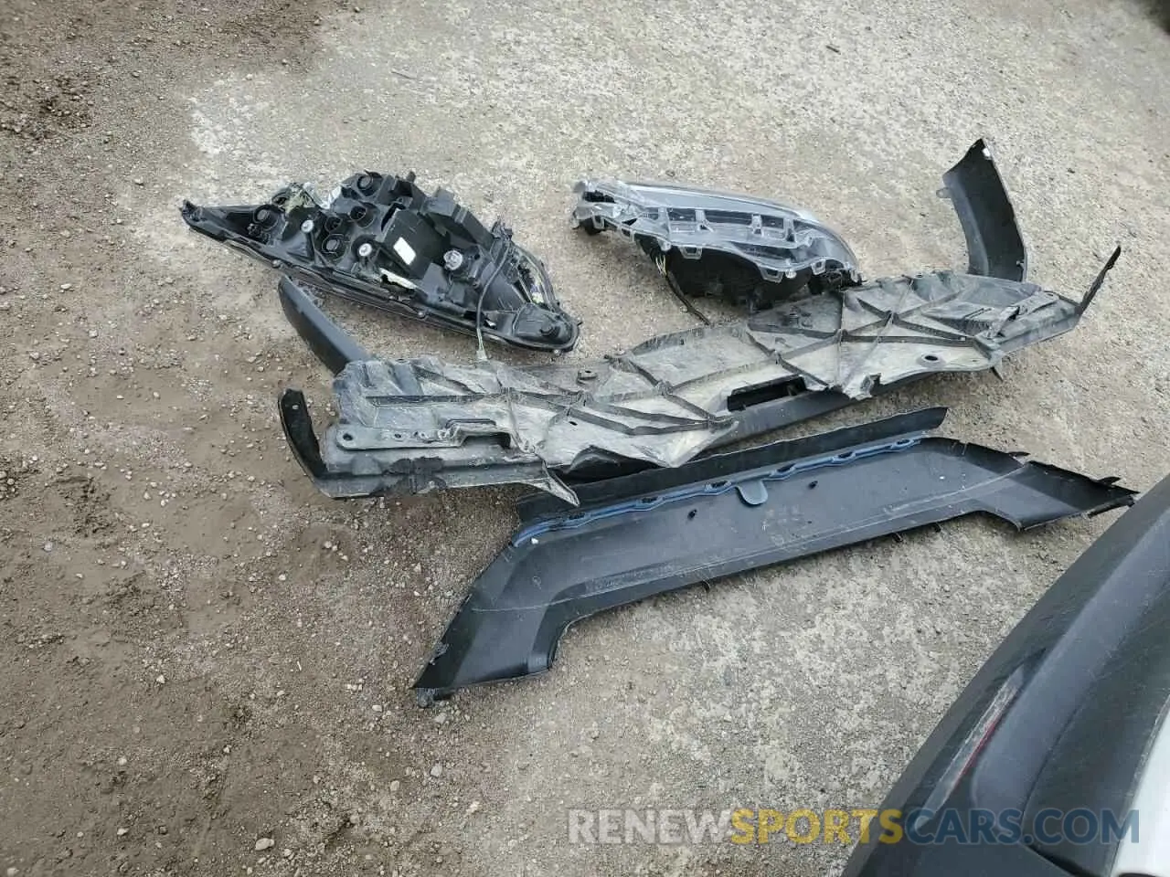 13 Photograph of a damaged car 2T3R1RFVXNW308873 TOYOTA RAV4 2022