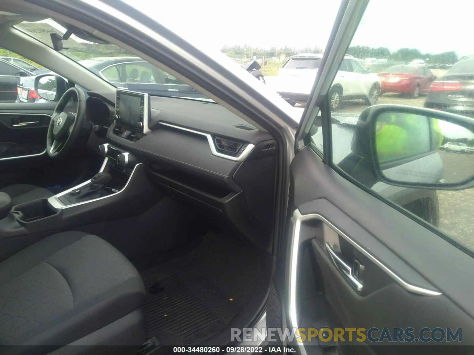 5 Фотография поврежденного автомобиля 2T3RWRFV1NW138243 TOYOTA RAV4 2022