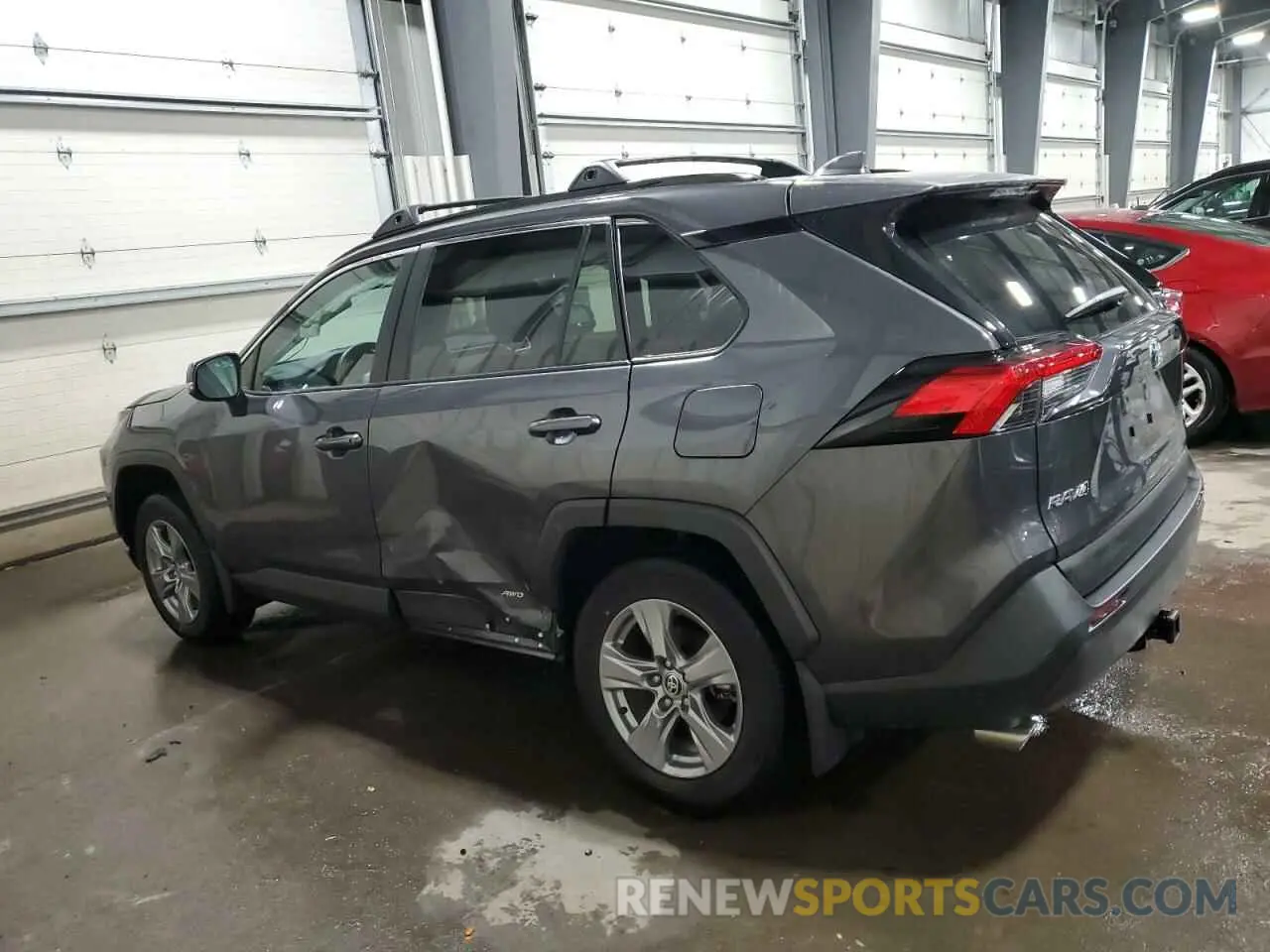 2 Фотография поврежденного автомобиля 2T3RWRFV8NW132133 TOYOTA RAV4 2022