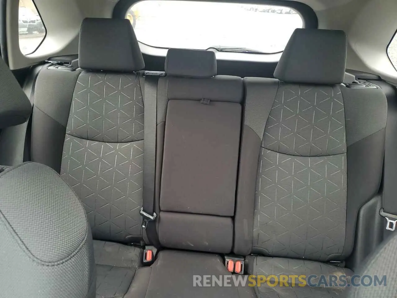 10 Photograph of a damaged car 2T3RWRFV9NW138166 TOYOTA RAV4 2022