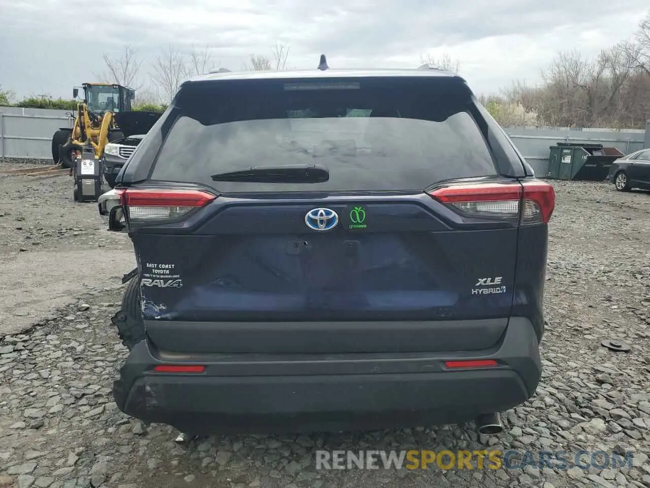6 Photograph of a damaged car 2T3RWRFV9NW138166 TOYOTA RAV4 2022