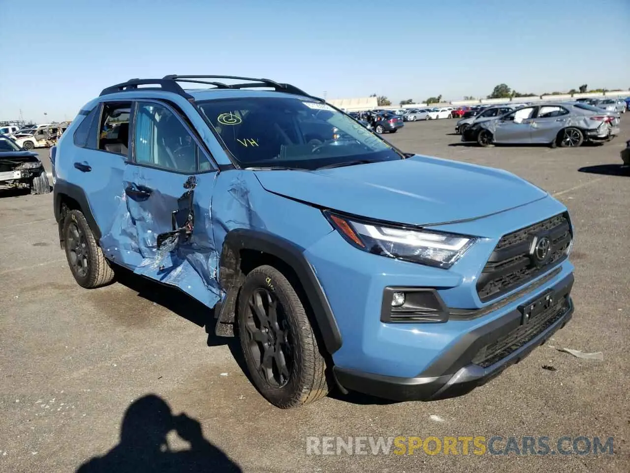 1 Photograph of a damaged car 2T3S1RFVXNW290604 TOYOTA RAV4 2022