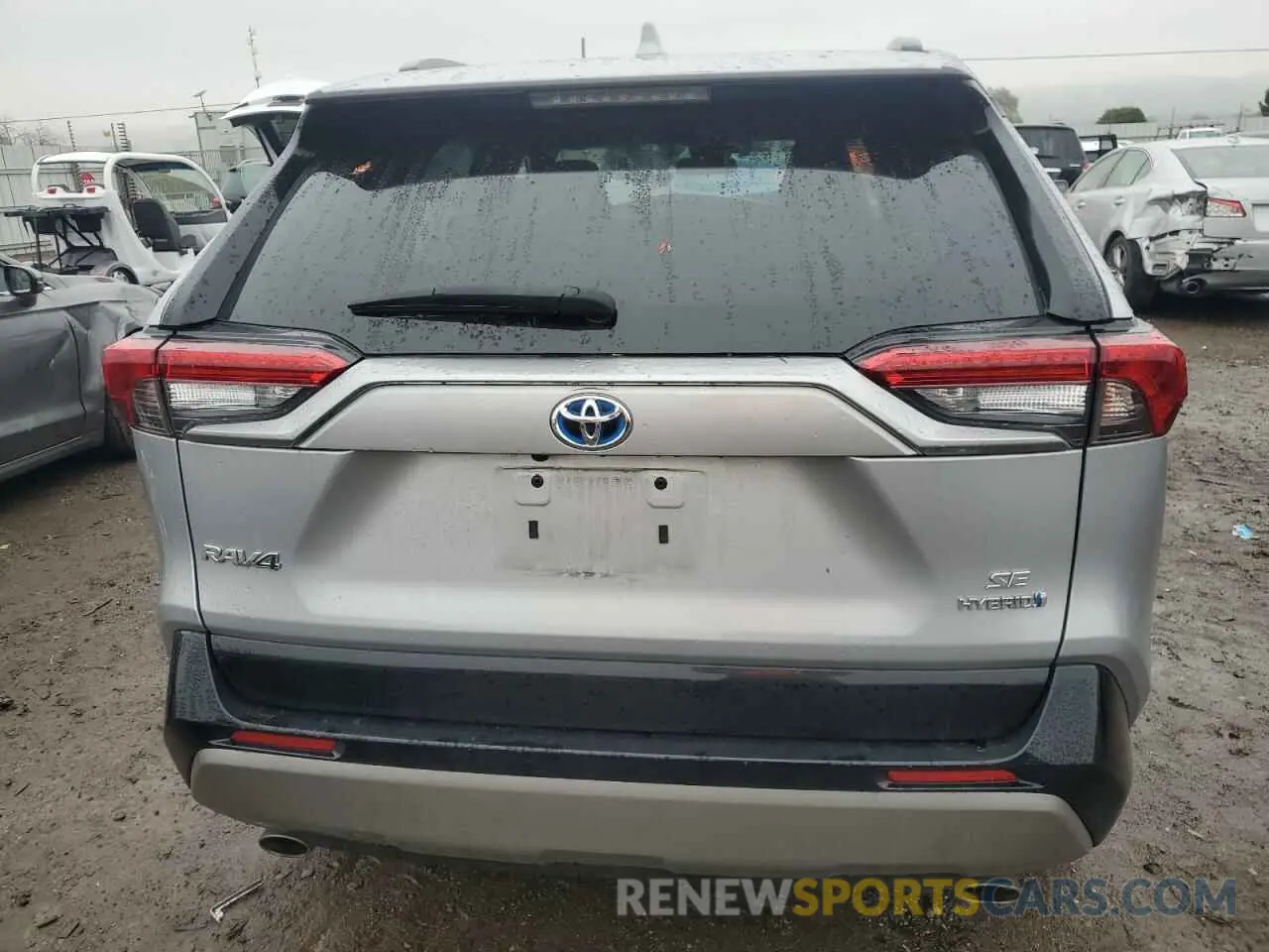 6 Photograph of a damaged car 2T3T6RFV8NW031762 TOYOTA RAV4 2022