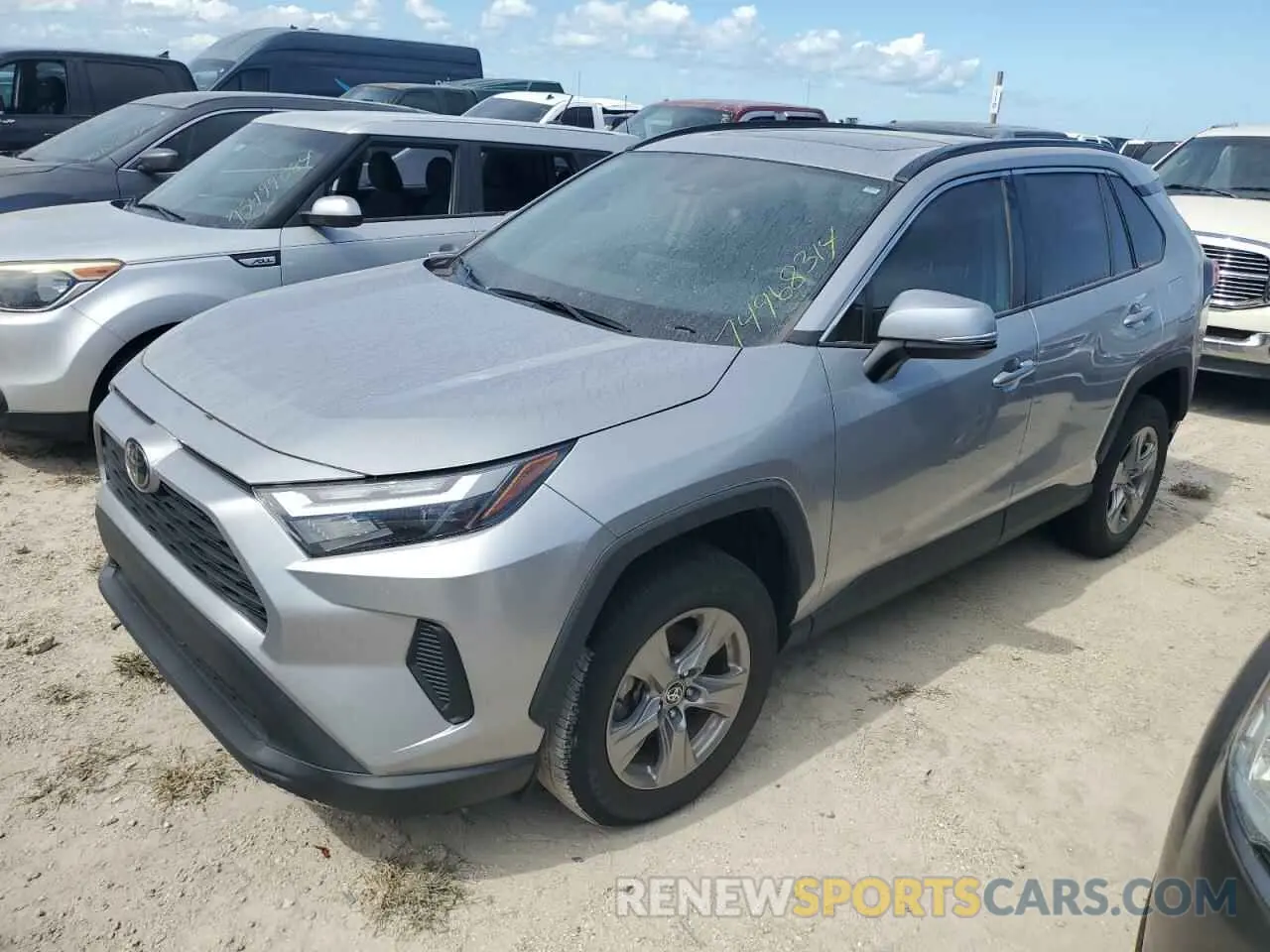 1 Photograph of a damaged car 2T3W1RFV0NC178266 TOYOTA RAV4 2022