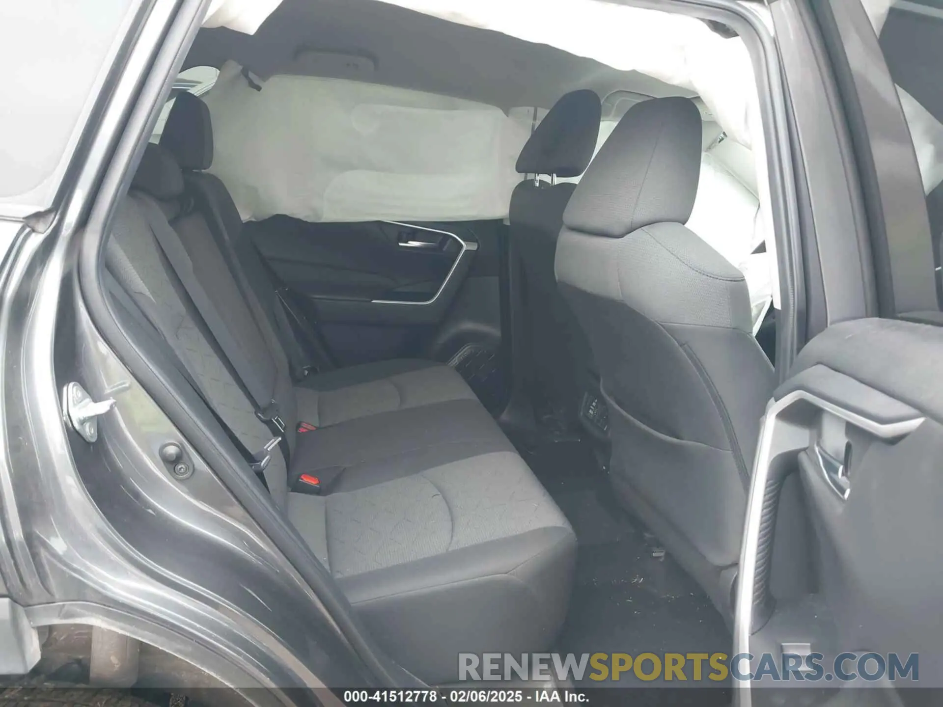 8 Фотография поврежденного автомобиля 2T3W1RFV0NC189235 TOYOTA RAV4 2022