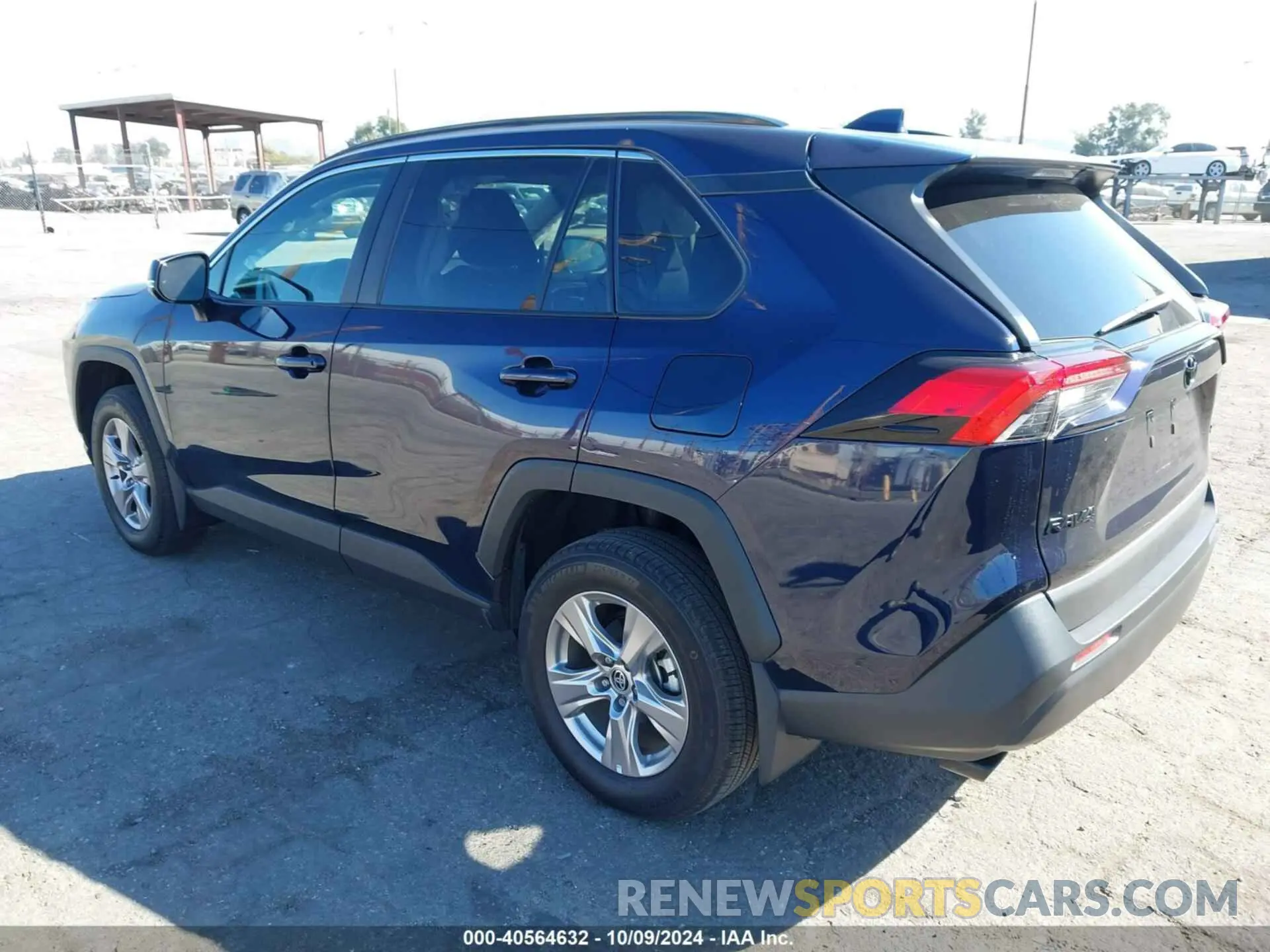3 Фотография поврежденного автомобиля 2T3W1RFV0NW220305 TOYOTA RAV4 2022