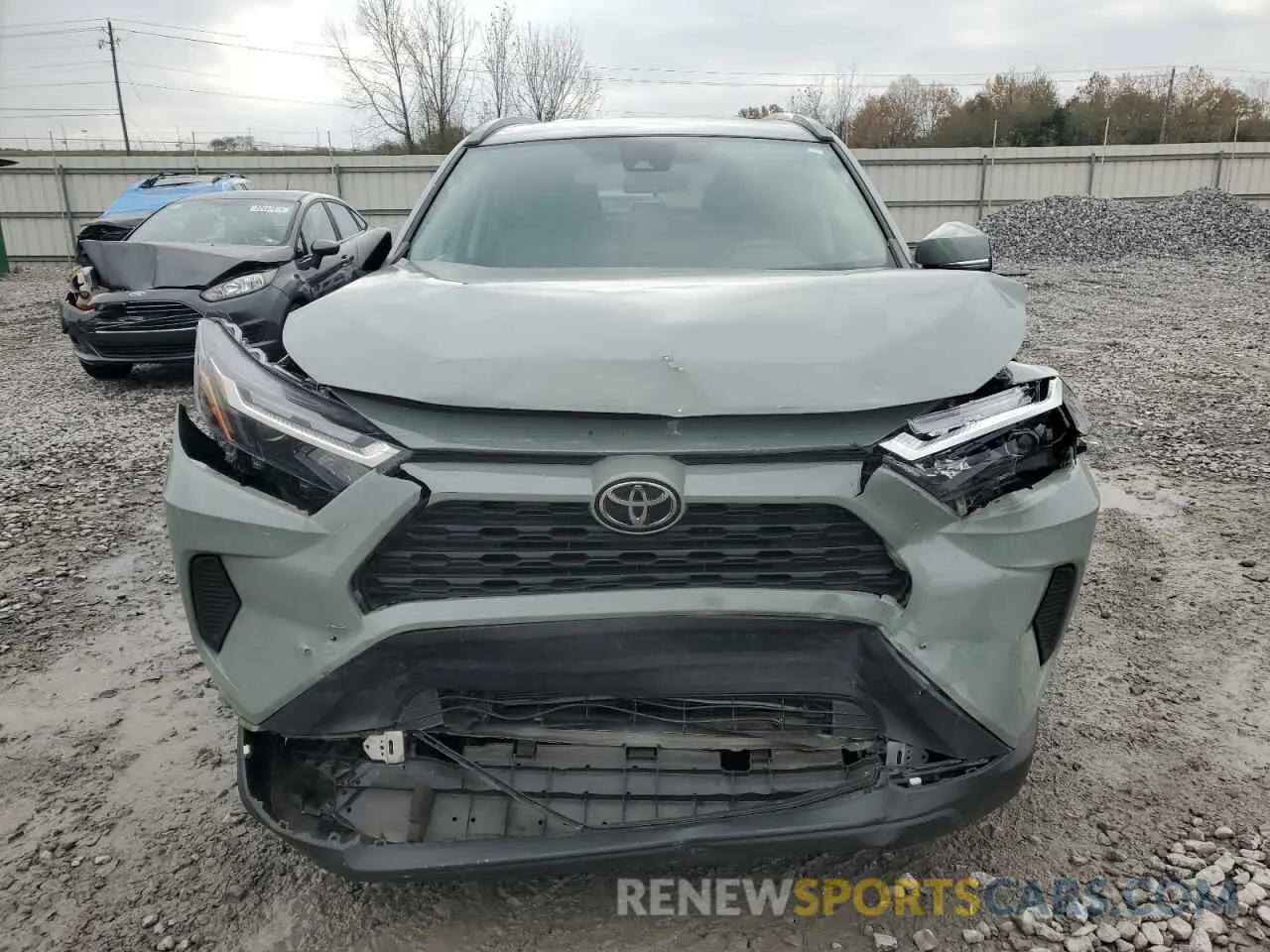 5 Photograph of a damaged car 2T3W1RFV1NW236111 TOYOTA RAV4 2022