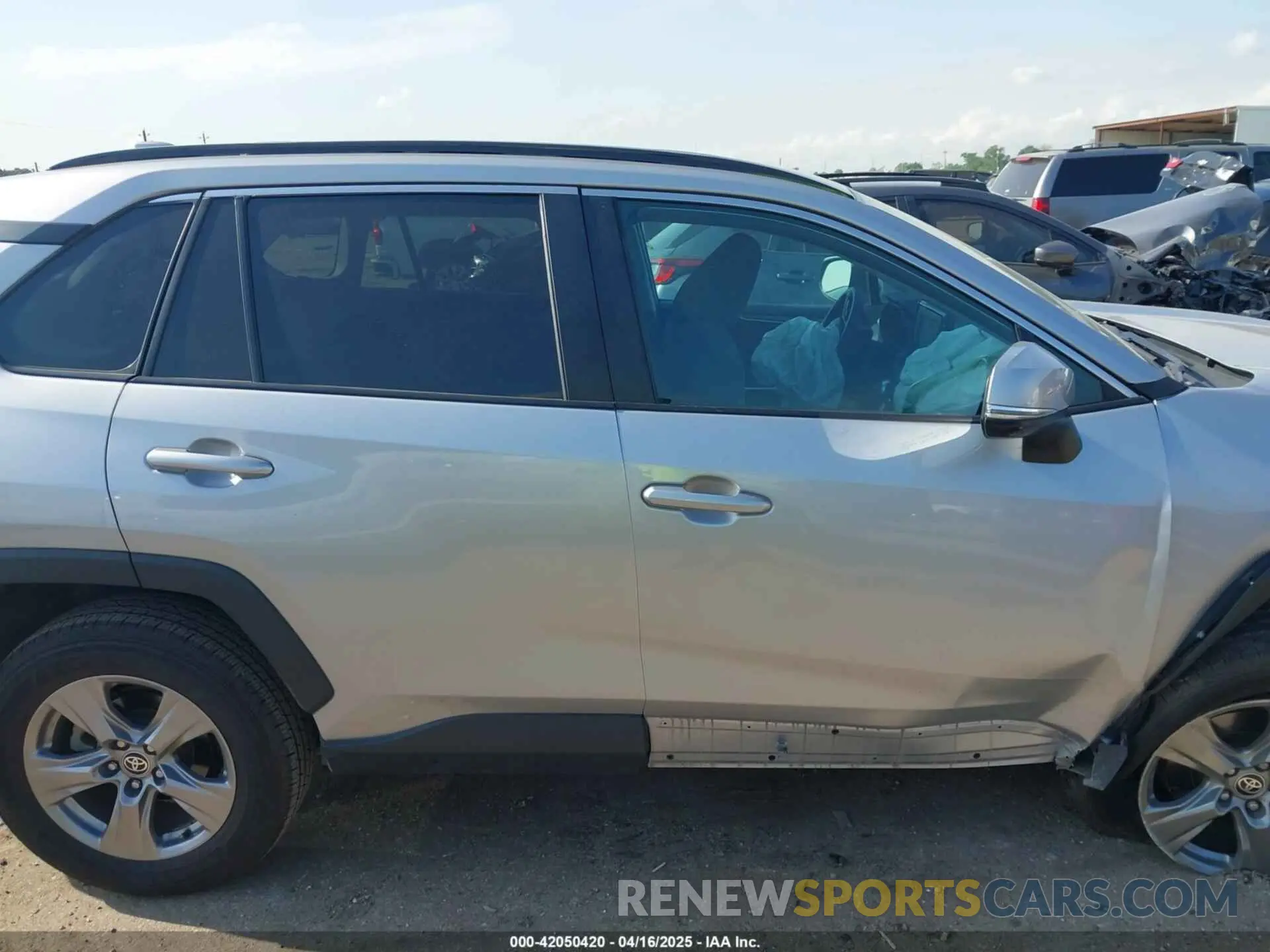 13 Фотография поврежденного автомобиля 2T3W1RFV2NW201982 TOYOTA RAV4 2022