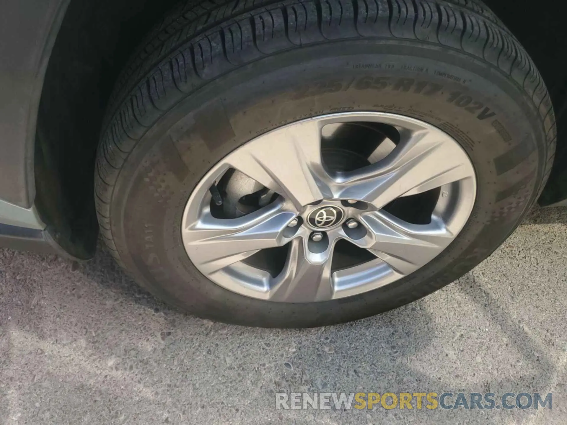 24 Фотография поврежденного автомобиля 2T3W1RFV2NW206826 TOYOTA RAV4 2022