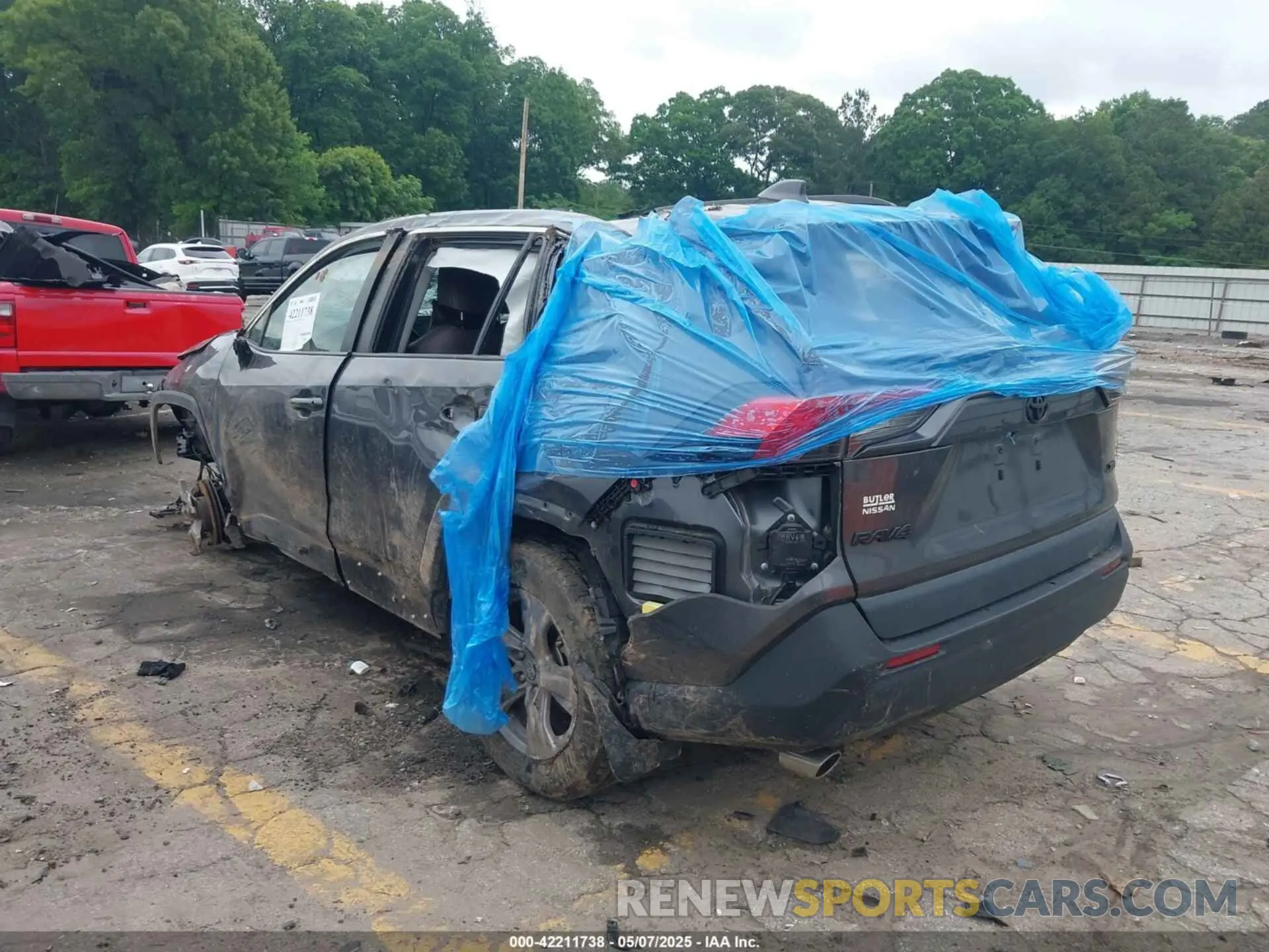 3 Фотография поврежденного автомобиля 2T3W1RFV3NC179122 TOYOTA RAV4 2022