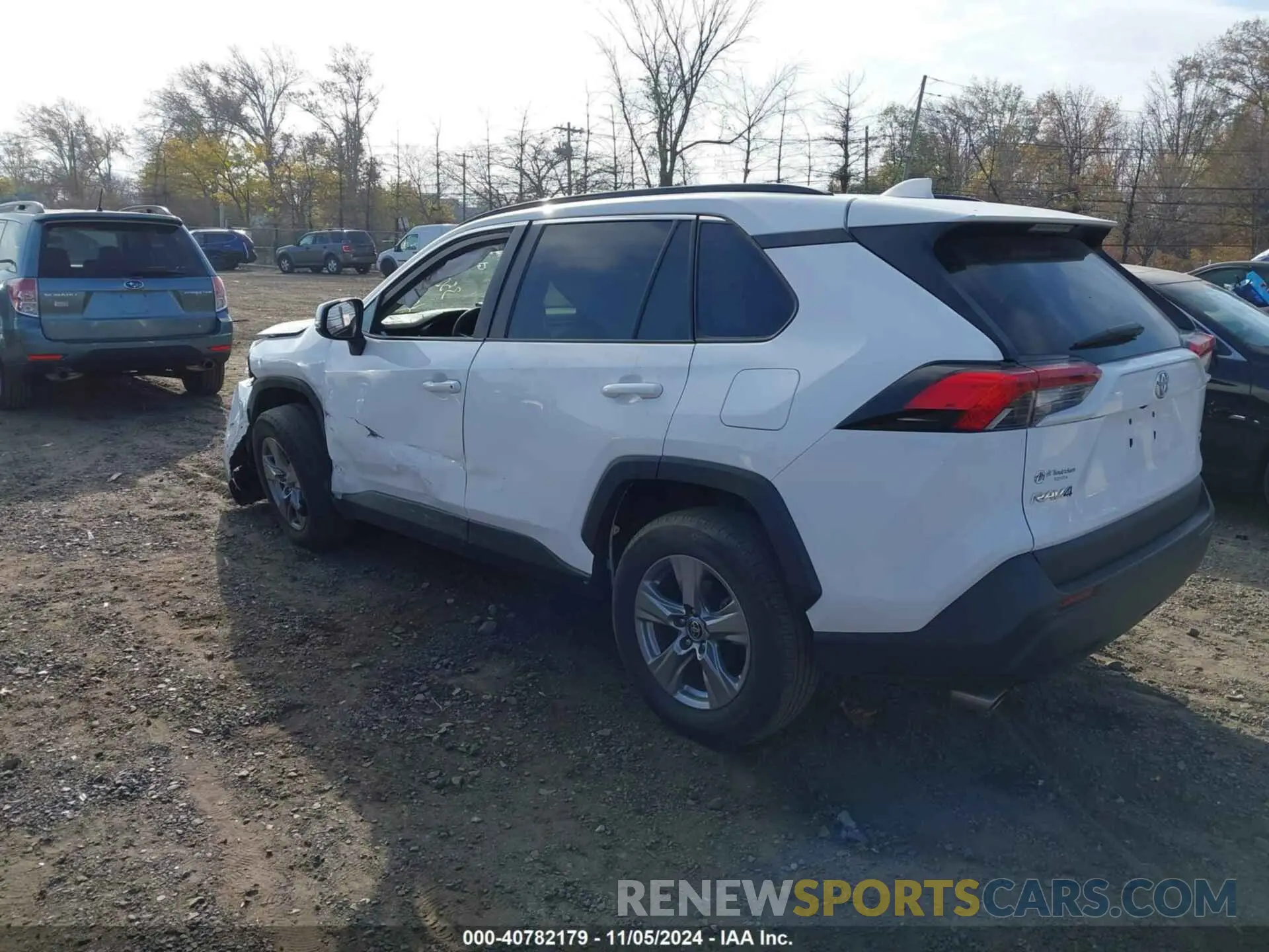 3 Photograph of a damaged car 2T3W1RFV4NC182689 TOYOTA RAV4 2022