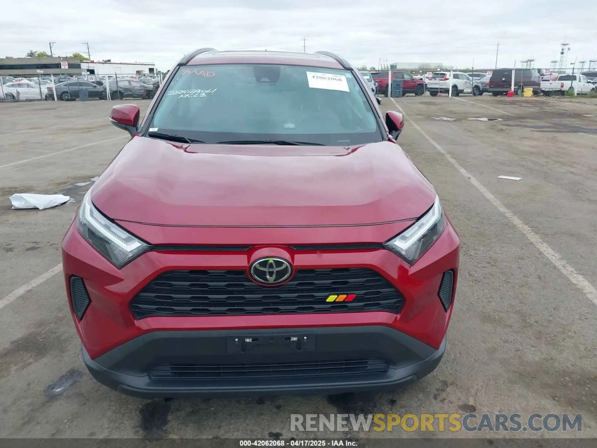11 Фотография поврежденного автомобиля 2T3W1RFV4NW213129 TOYOTA RAV4 2022