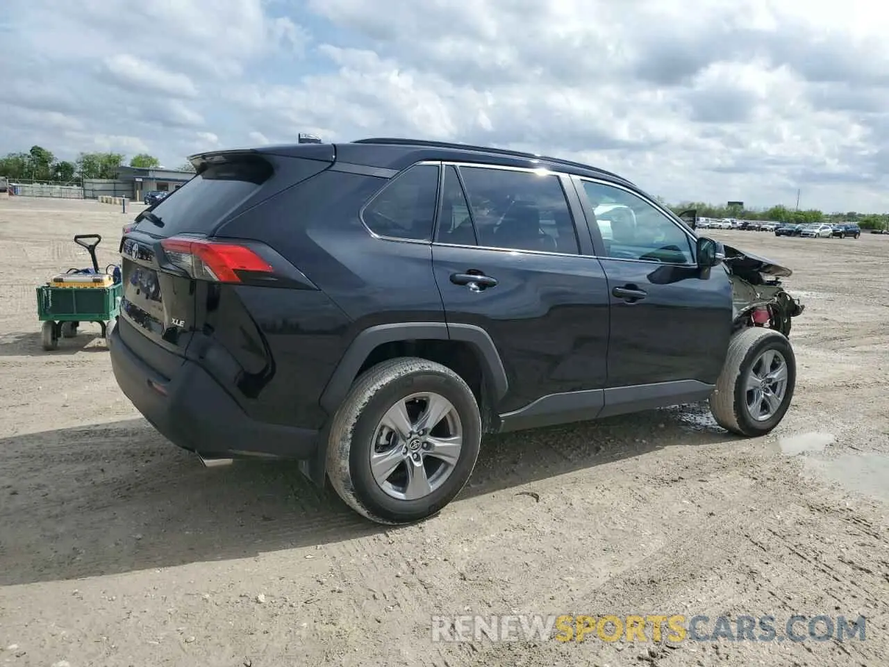 3 Фотография поврежденного автомобиля 2T3W1RFV4NW215625 TOYOTA RAV4 2022