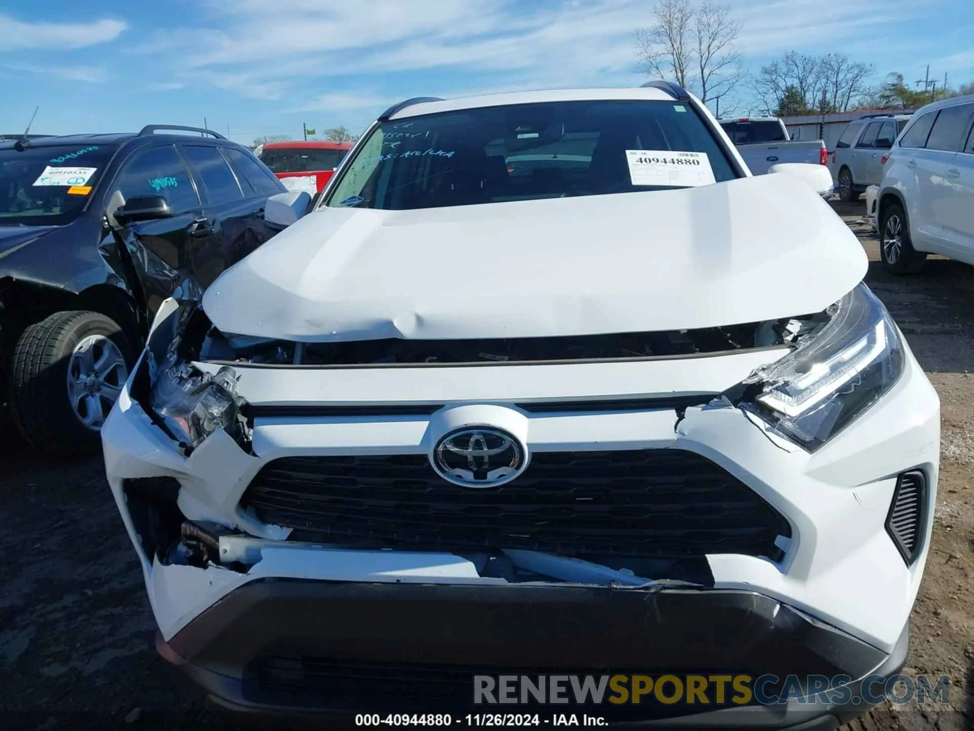 12 Фотография поврежденного автомобиля 2T3W1RFV5NW214113 TOYOTA RAV4 2022