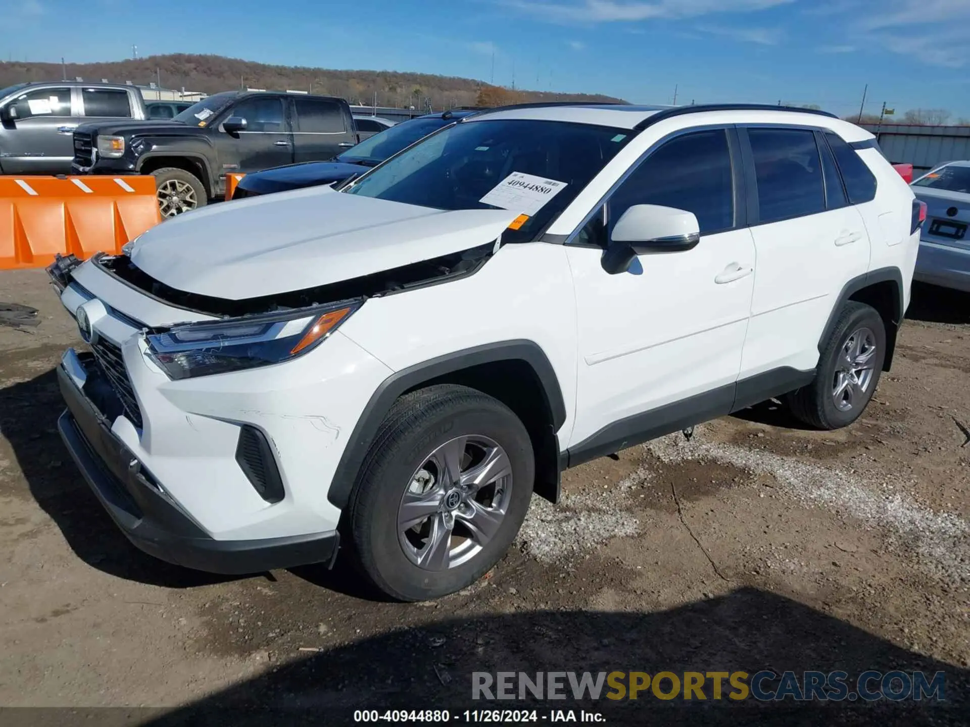 2 Фотография поврежденного автомобиля 2T3W1RFV5NW214113 TOYOTA RAV4 2022