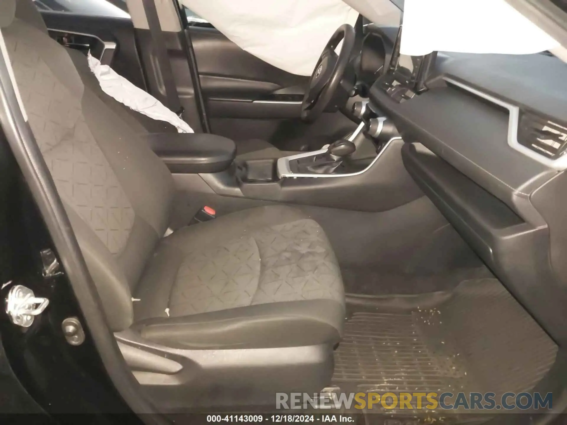 5 Фотография поврежденного автомобиля 2T3W1RFV6NC186291 TOYOTA RAV4 2022