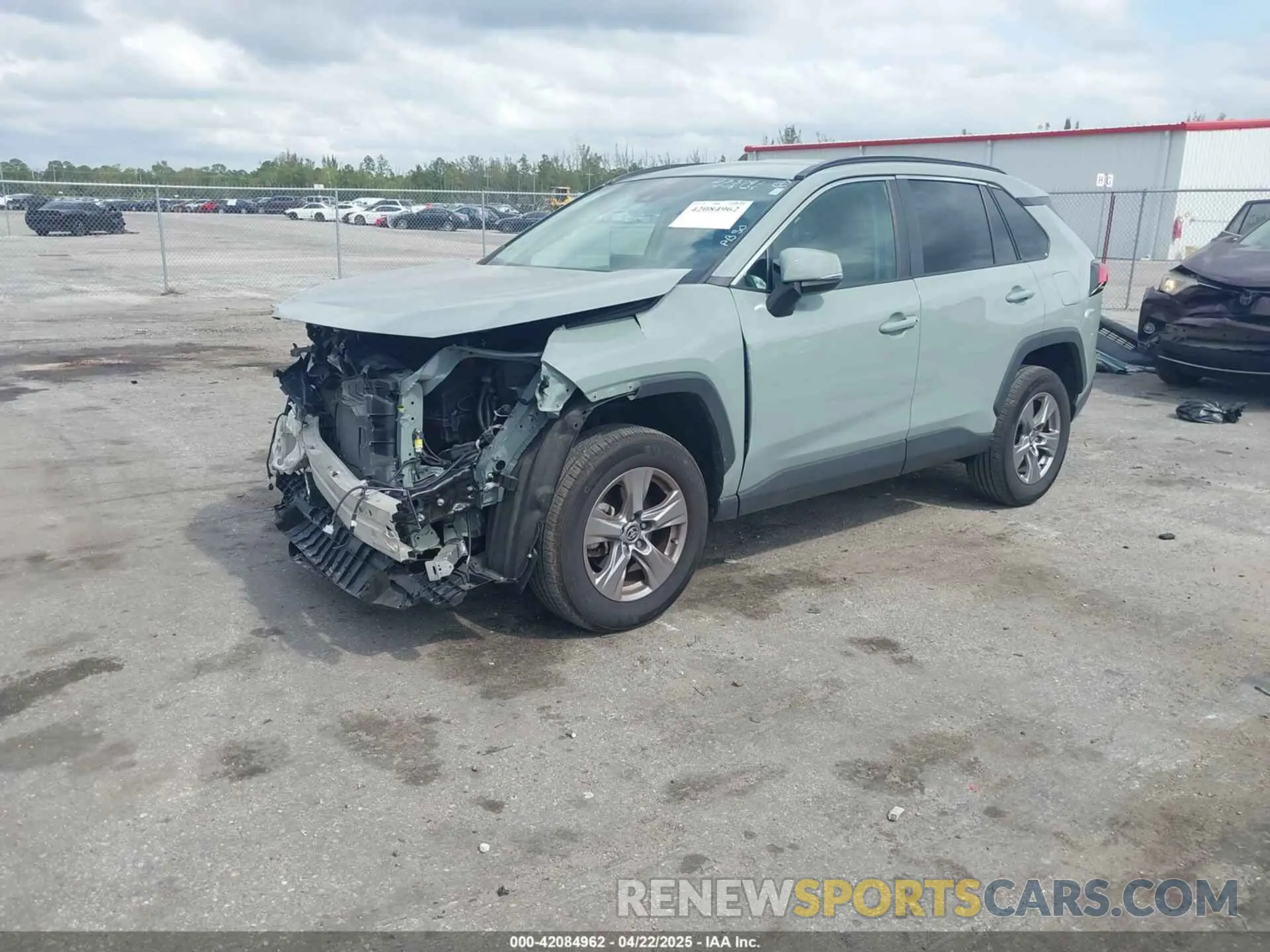 2 Фотография поврежденного автомобиля 2T3W1RFV6NW202004 TOYOTA RAV4 2022