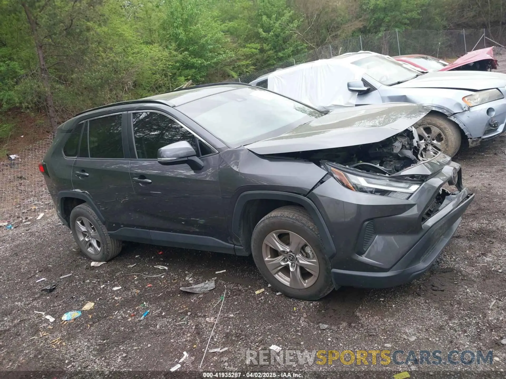 13 Photograph of a damaged car 2T3W1RFV7NC187935 TOYOTA RAV4 2022
