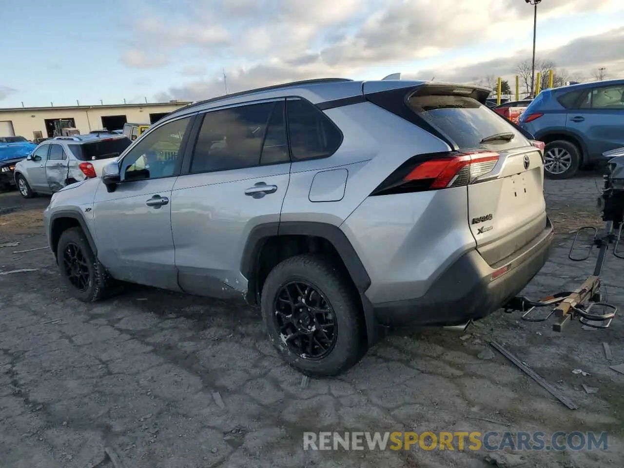 2 Фотография поврежденного автомобиля 2T3W1RFV8NC190228 TOYOTA RAV4 2022