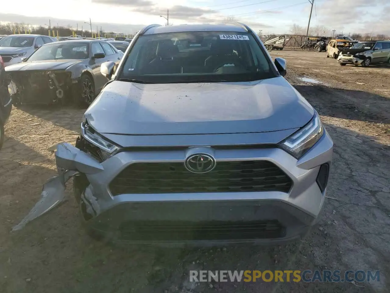 5 Фотография поврежденного автомобиля 2T3W1RFV8NC190228 TOYOTA RAV4 2022