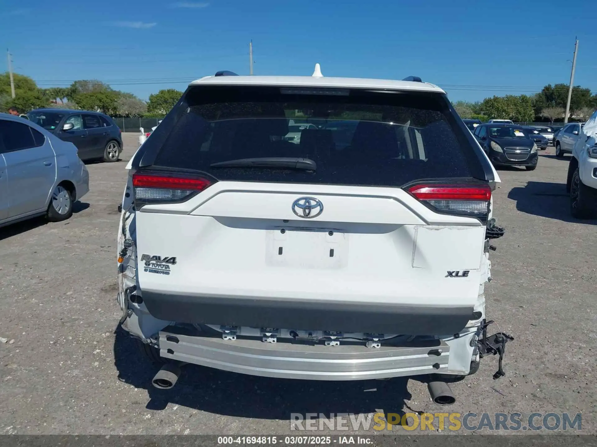 17 Фотография поврежденного автомобиля 2T3W1RFV8NW192785 TOYOTA RAV4 2022