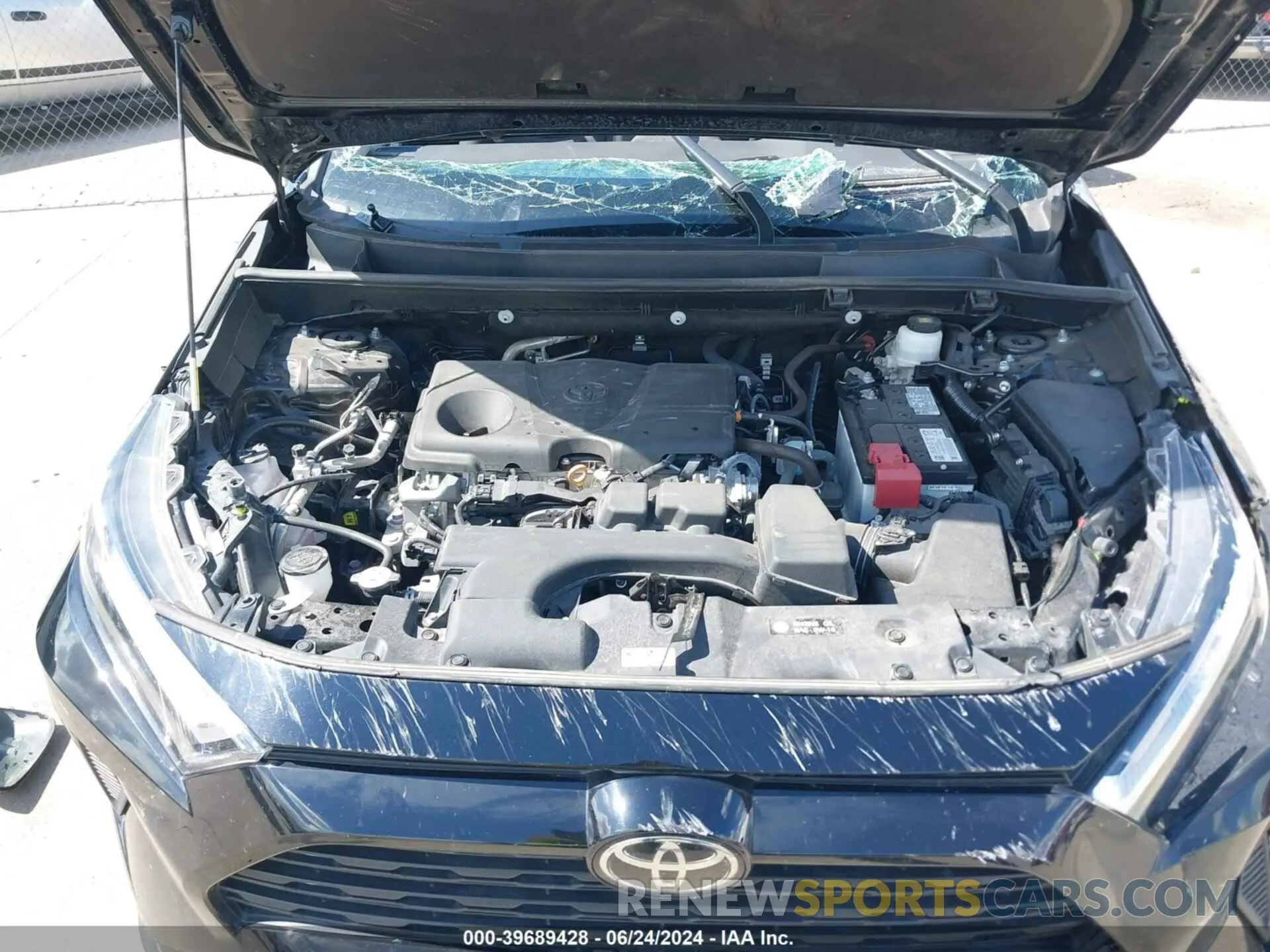 10 Photograph of a damaged car 2T3W1RFV8NW201856 TOYOTA RAV4 2022