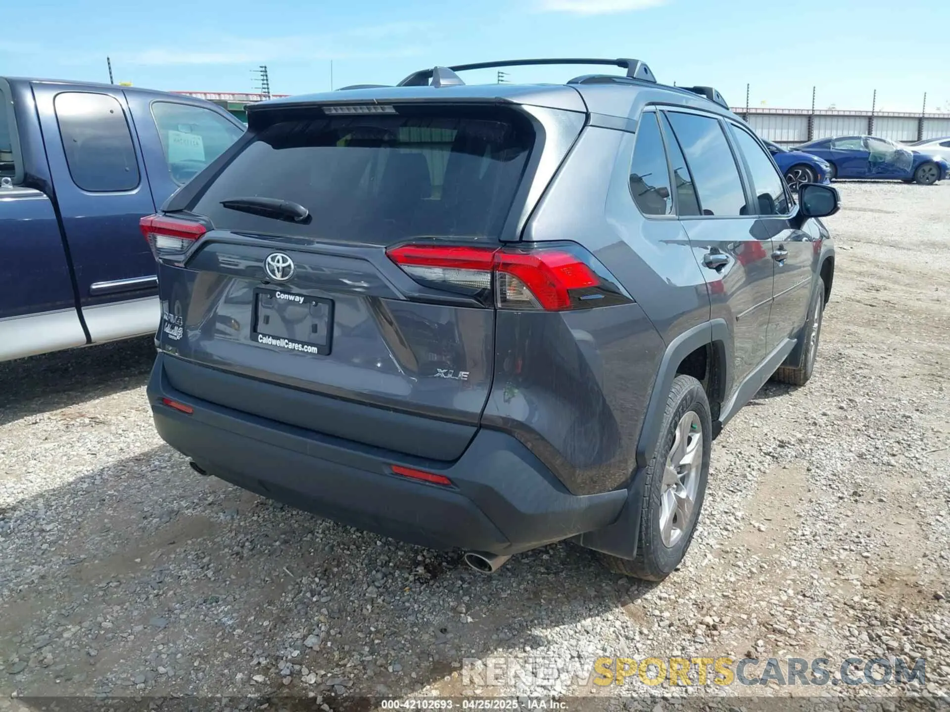 4 Фотография поврежденного автомобиля 2T3W1RFV8NW219550 TOYOTA RAV4 2022