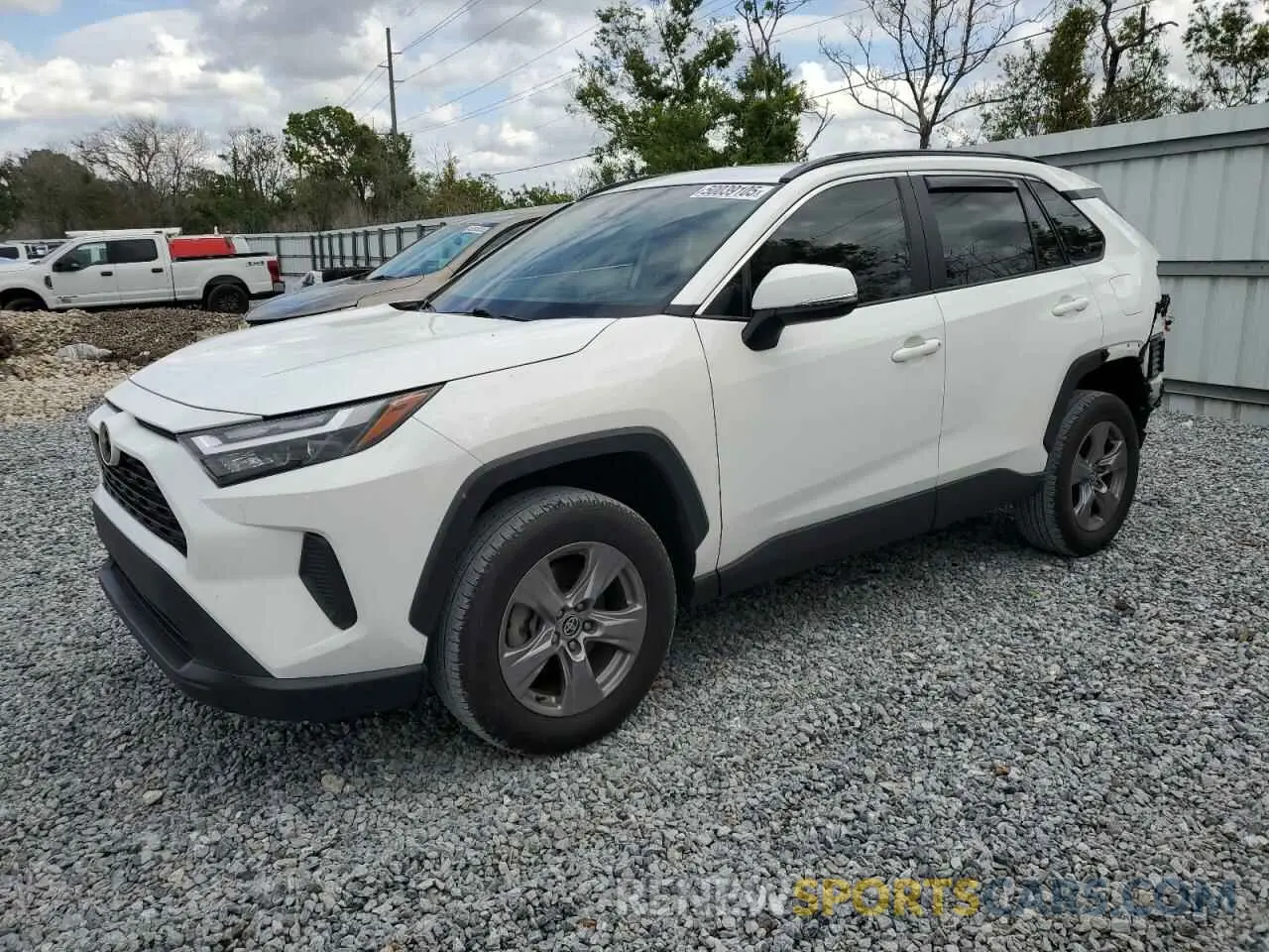 1 Photograph of a damaged car 2T3W1RFV9NC175110 TOYOTA RAV4 2022