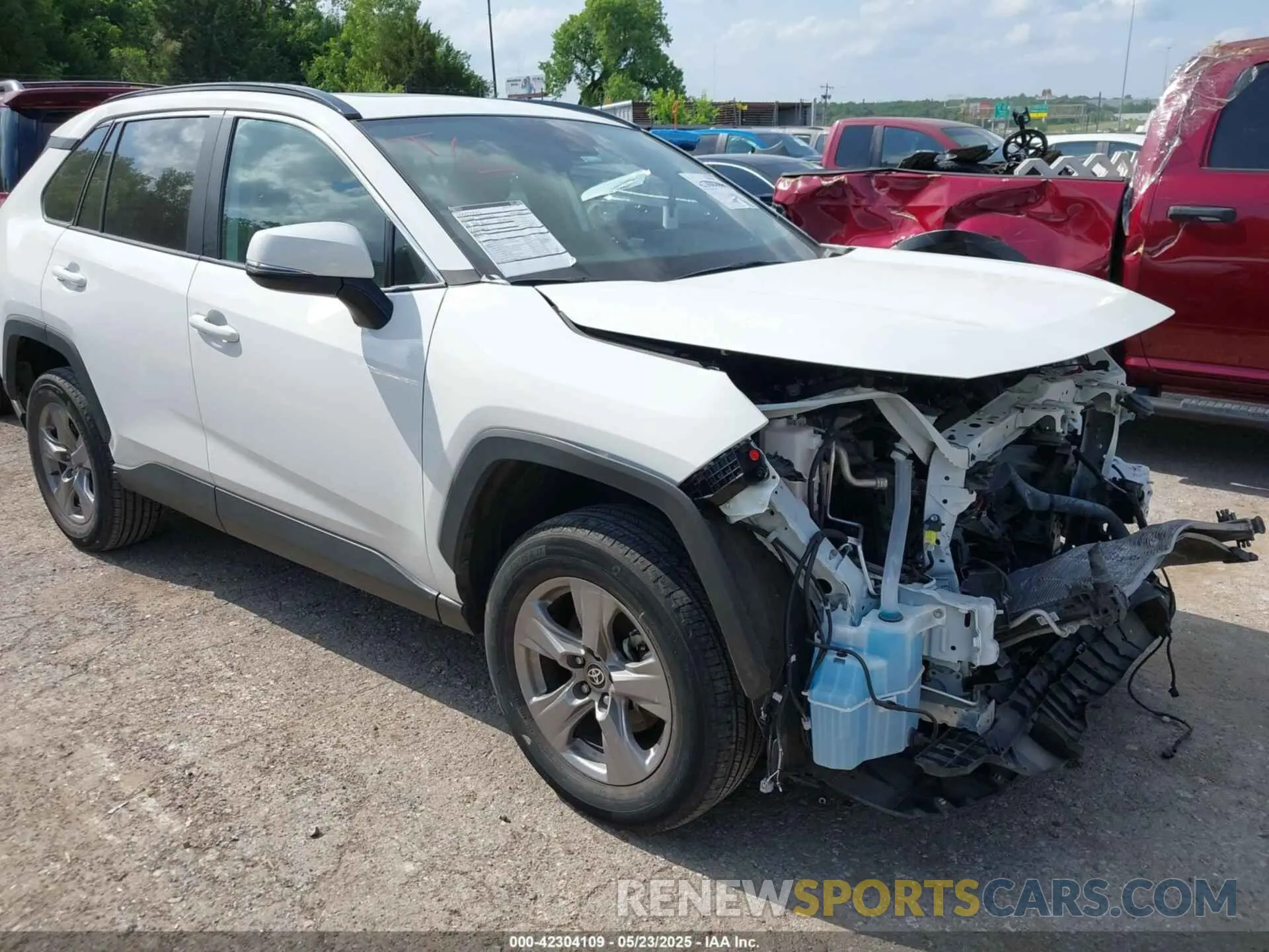 1 Фотография поврежденного автомобиля 2T3W1RFV9NW192813 TOYOTA RAV4 2022