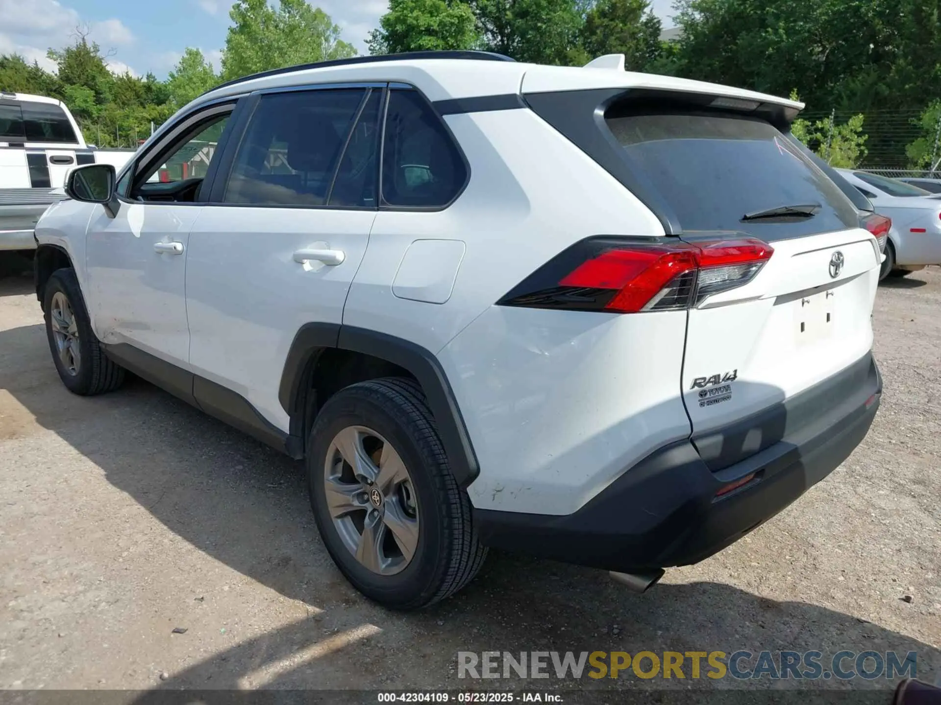 3 Фотография поврежденного автомобиля 2T3W1RFV9NW192813 TOYOTA RAV4 2022
