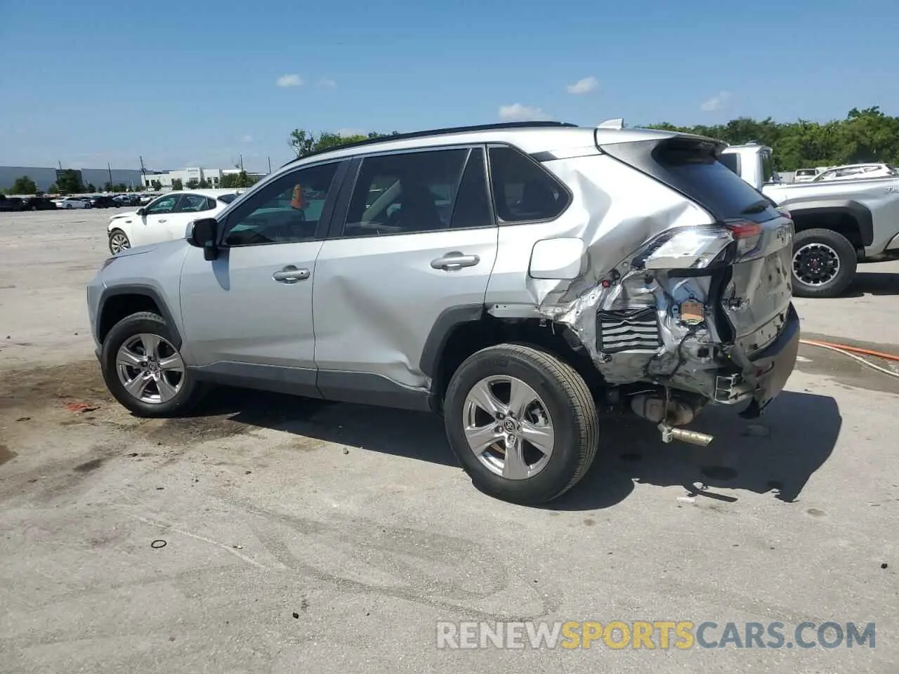 2 Фотография поврежденного автомобиля 2T3W1RFV9NW194870 TOYOTA RAV4 2022