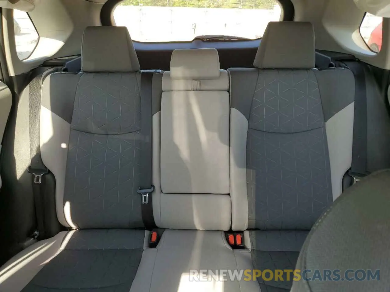 10 Фотография поврежденного автомобиля 2T3W1RFV9NW229911 TOYOTA RAV4 2022