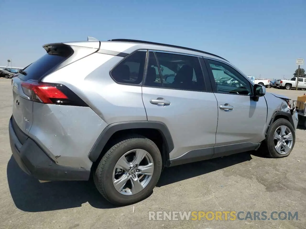 3 Photograph of a damaged car 2T3W1RFVXNC202590 TOYOTA RAV4 2022