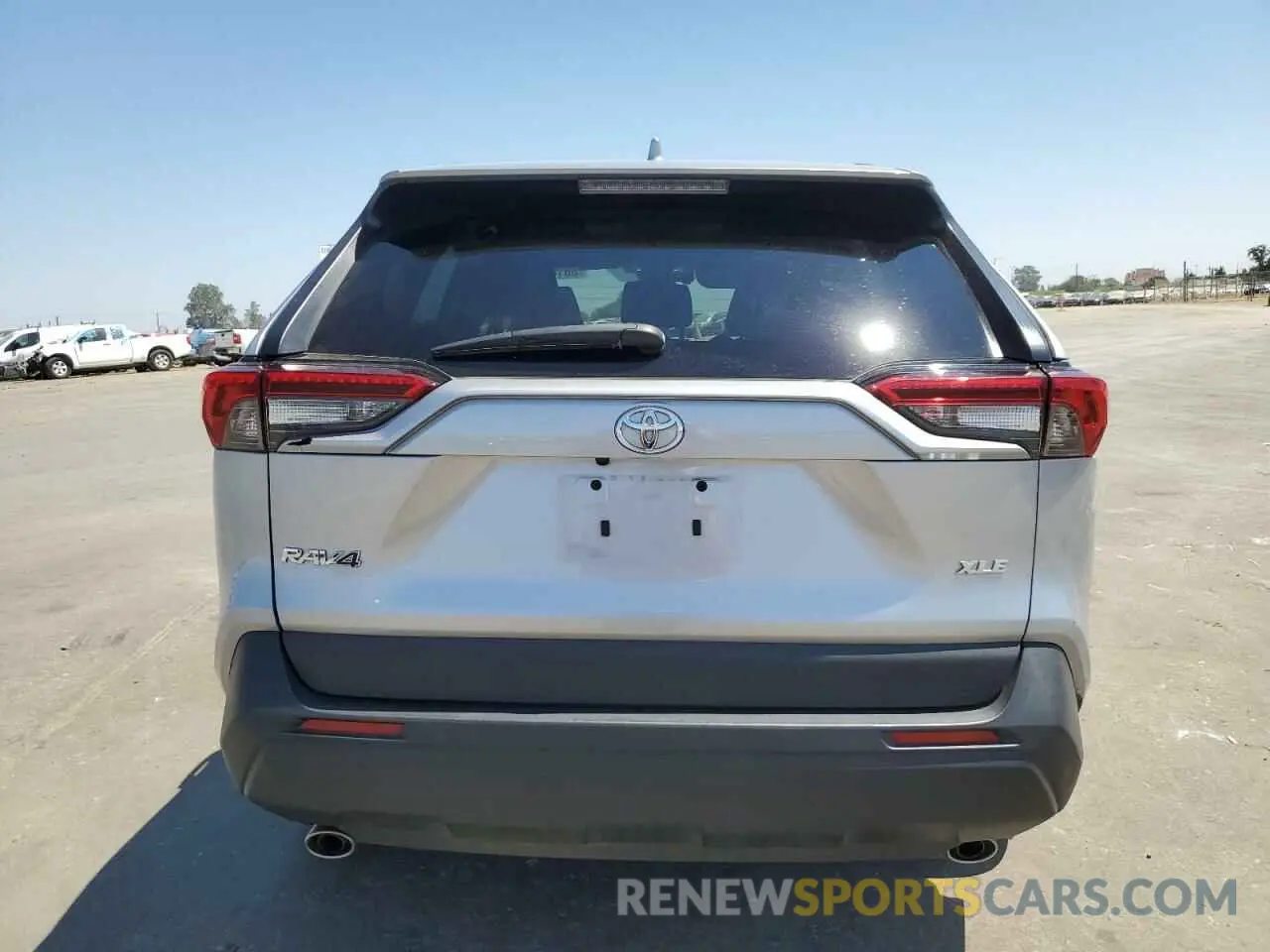 6 Photograph of a damaged car 2T3W1RFVXNC202590 TOYOTA RAV4 2022